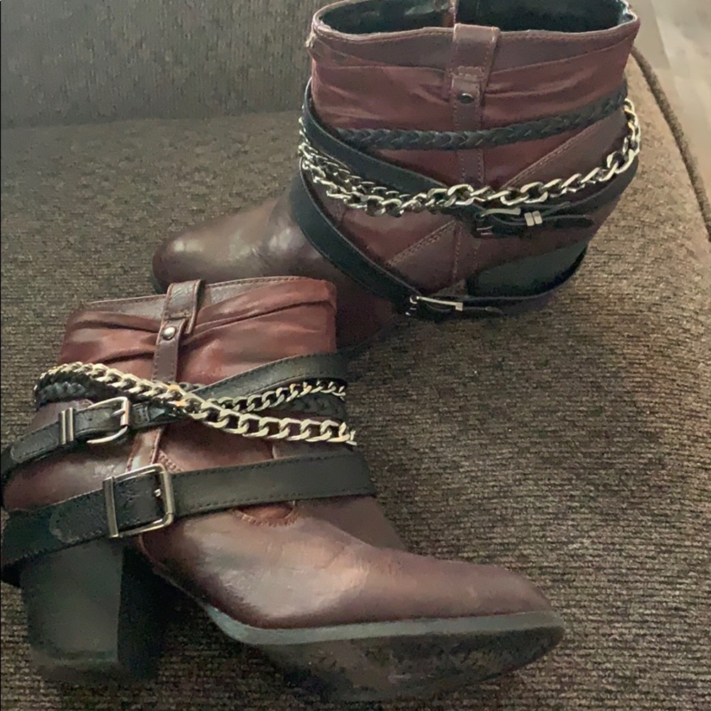 Bke sole maroon bootie